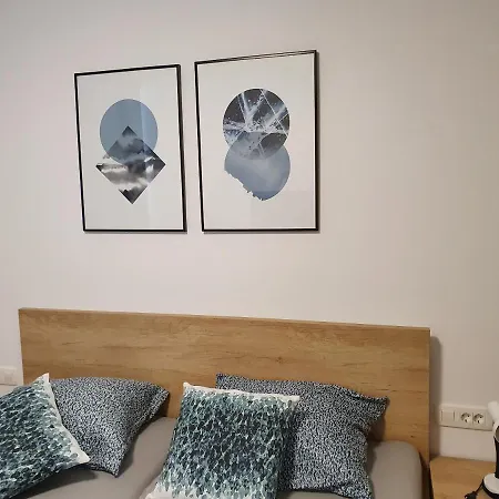 Grand Palace 特罗吉尔