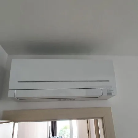 Grand Palace 公寓 特罗吉尔