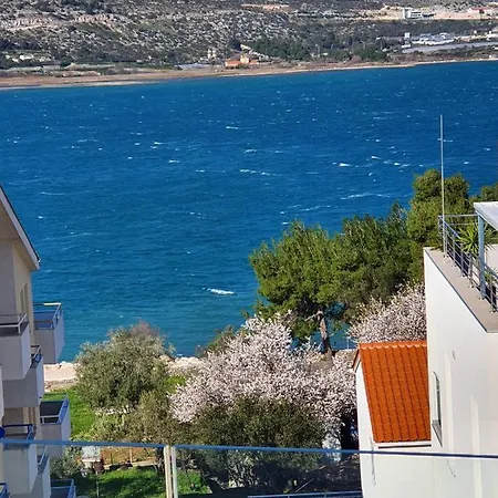 Διαμέρισμα Grand Palace Τρογκίρ
