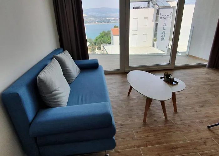 Grand Palace تروغير